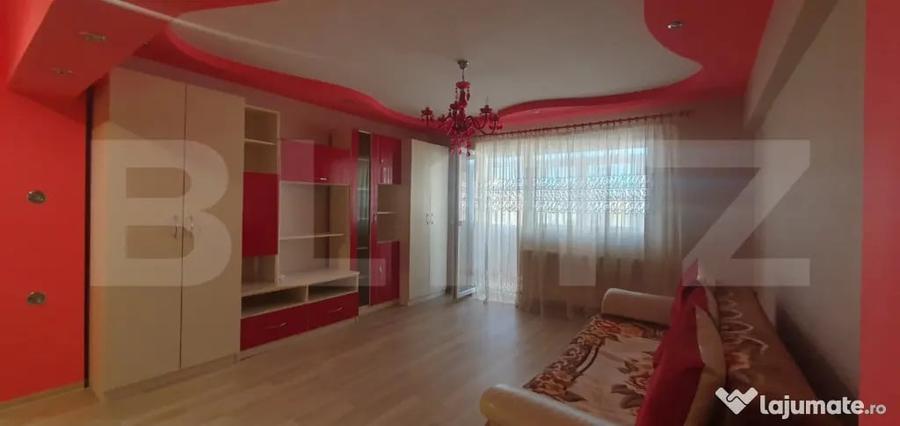 Apartament cu 2 camere semidecomandat, mobilat în Micro 16