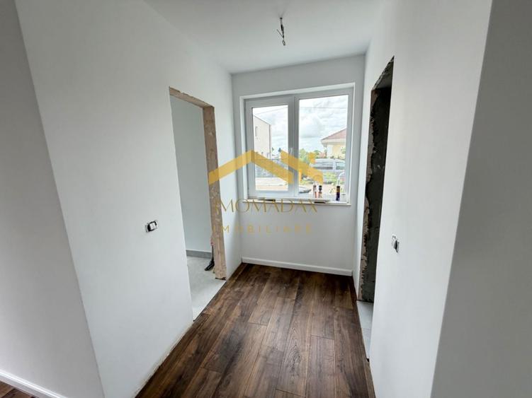 Duplex cu 4 camere cu Canalizare în Bucovăț (Remetea Mare)