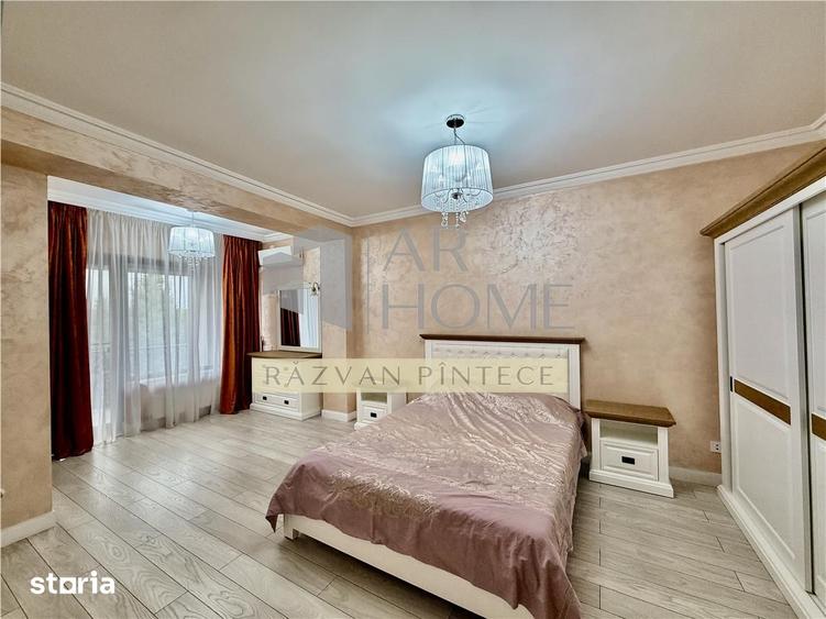 Apartament cu 3 camere decomandat în Republicii