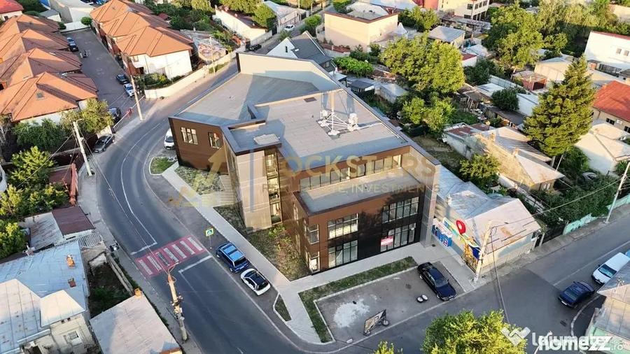 Spațiu comercial, de 196 mp, în Dobroești
