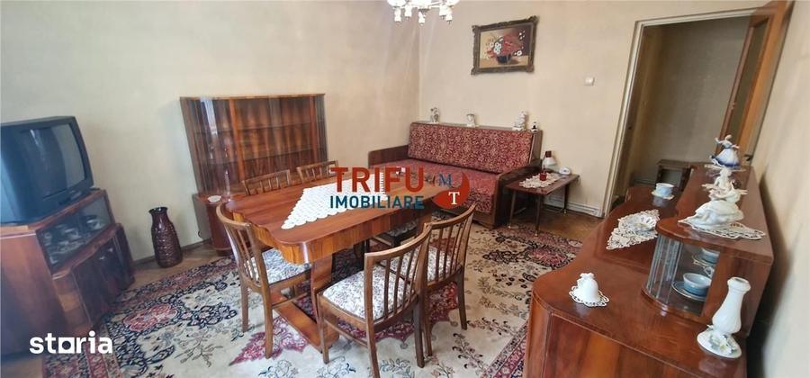 Apartament cu 3 camere decomandat în Lipoveni
