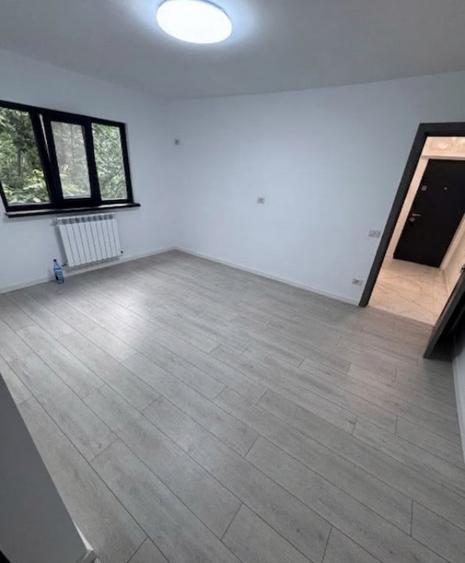 Apartament cu 2 camere decomandat în Poarta 6