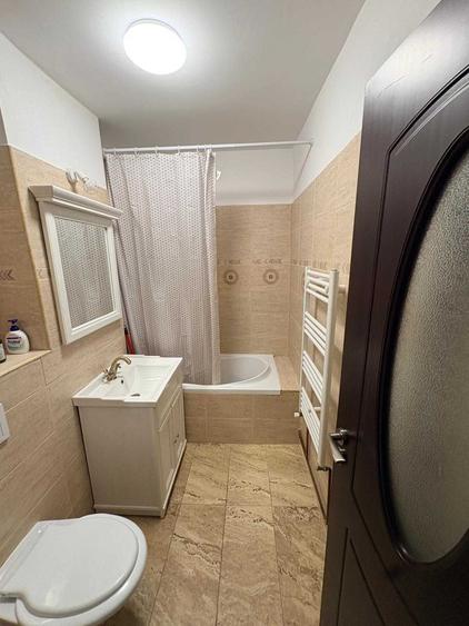 Apartament cu 2 camere decomandat în Narcisa