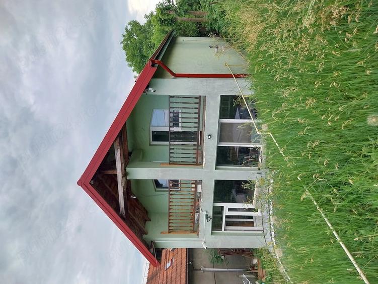 Casă cu Teren 421 Mp în Central