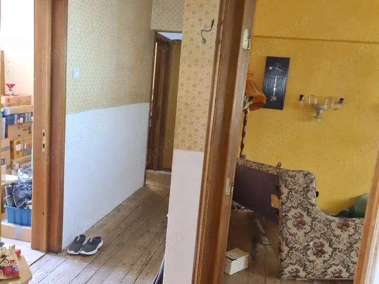 Apartament cu 4 camere decomandat în Pipera