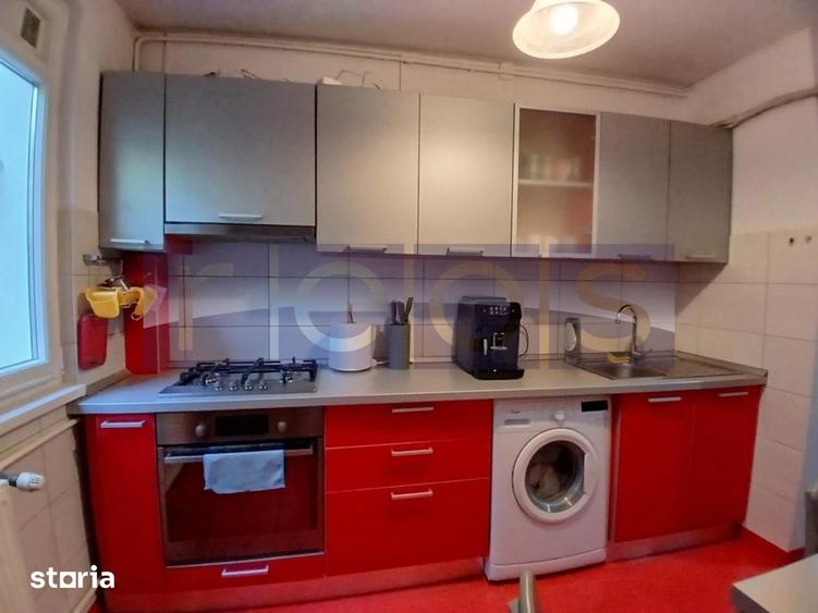 Apartament cu 3 camere, mobilat în Drumul Taberei