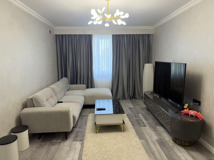 Apartament cu 3 camere decomandat în Central