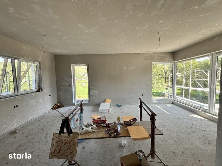 Casă cu 5 camere cu Teren 600 Mp în Baciu