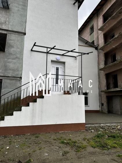 Spațiu comercial, de 650 mp, în Mârșa