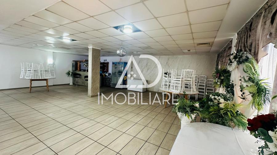 Spațiu comercial, de 800 mp, în 9 Mai