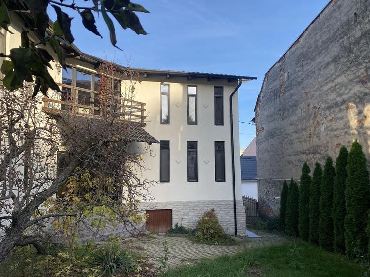 Casă cu 4 camere în Deve