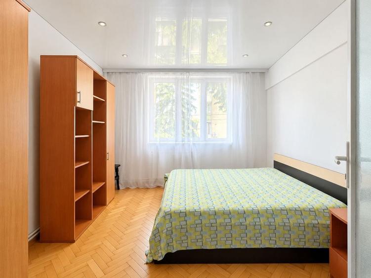 Apartament cu 2 camere semidecomandat, mobilat în Elisabetin