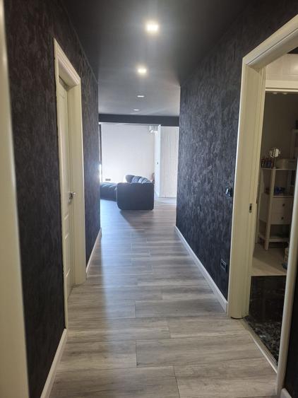 Apartament cu 3 camere în Faleza Nord