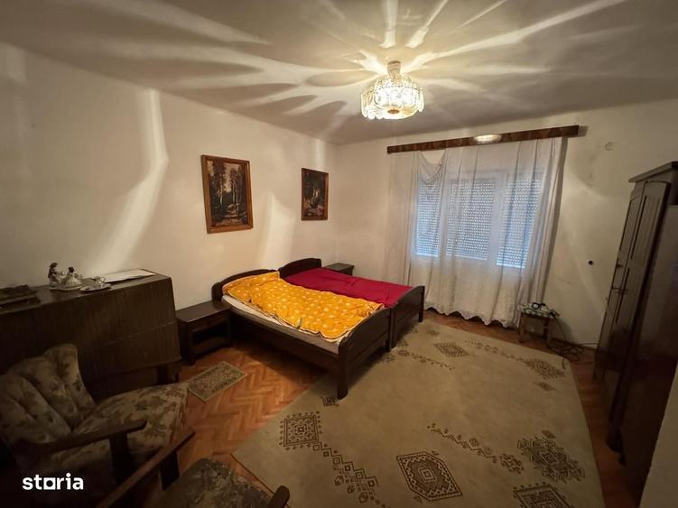 Casă cu 3 camere în 14 Mai