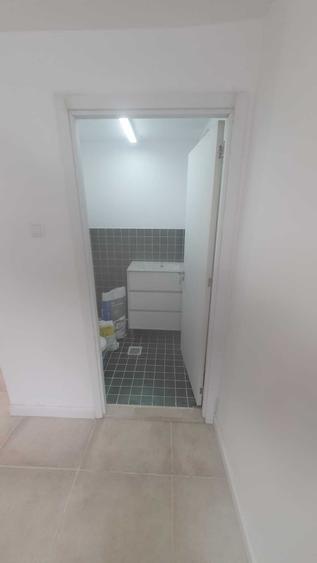 Spațiu comercial, de 40 mp, în Mihai Bravu