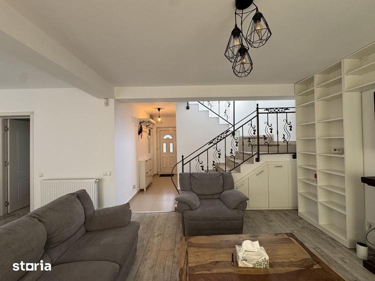 Casă cu 4 camere cu Teren 550 Mp în Crevedia