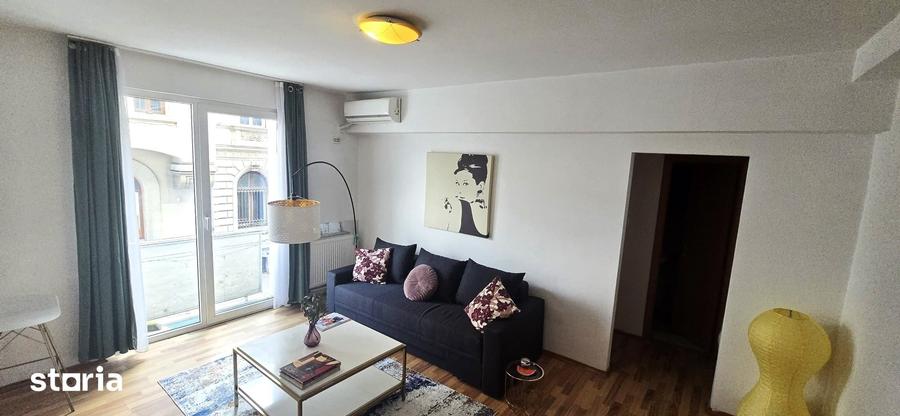 Apartament cu 2 camere semidecomandat în Centrul Istoric