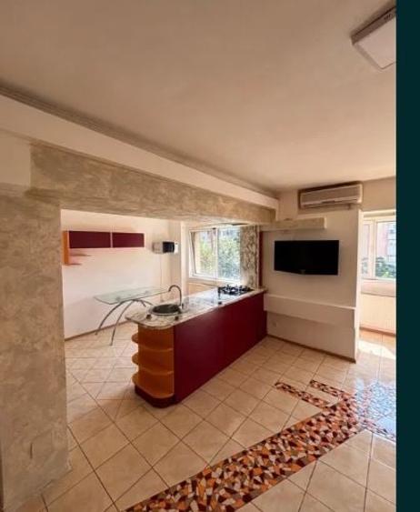 Apartament cu 3 camere decomandat, mobilat în Iancului