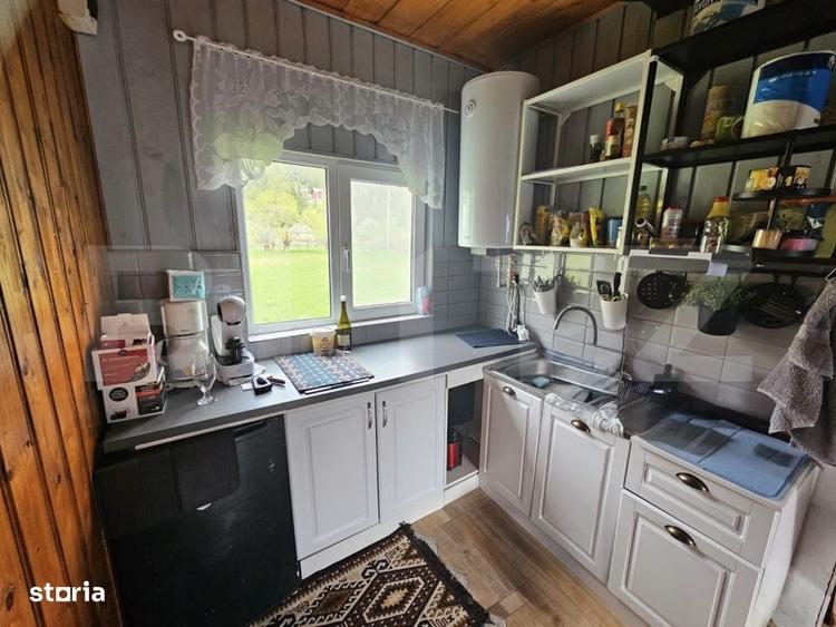 Casă cu 2 camere cu Teren 250 Mp în Sălciua