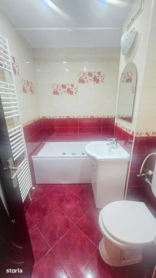 Apartament cu 3 camere în Calea București