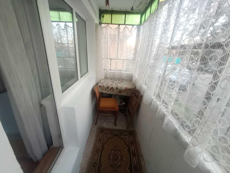 Apartament cu 2 camere decomandat în 1 Mai
