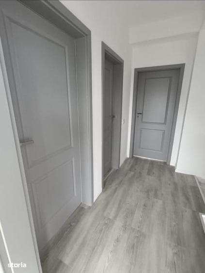 Duplex cu 4 camere cu Canalizare în Albert