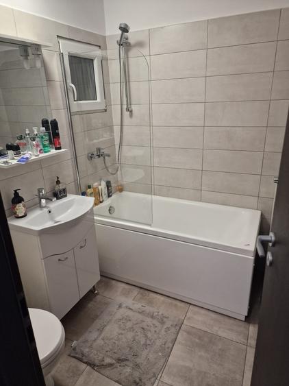 Apartament cu 2 camere semidecomandat în Moșilor