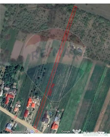 Teren de 4996 mp, în Câmpuri