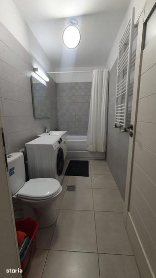 Garsonieră decomandată în Central