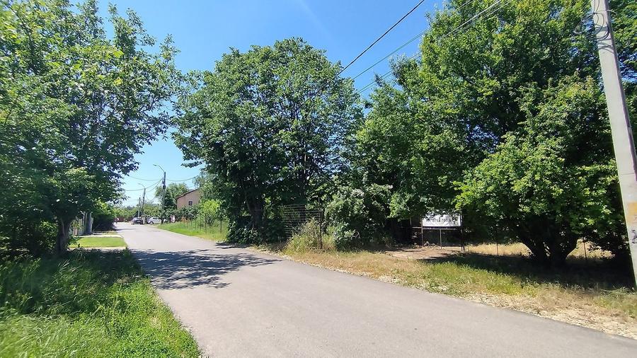 Teren Construcții intravilan de 6000 mp, în Central