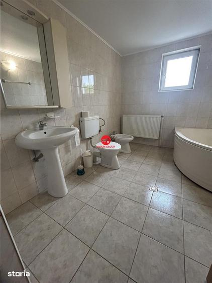 Casa P+M complet mobilata, 8 camere, teren 1000mp, langa Golful Pescar - 14