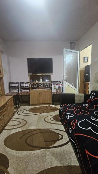 Apartament 2 camere semidecomandat
