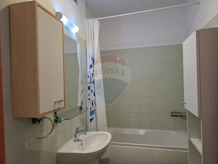 Apartament cu 2 camere semidecomandat, mobilat în Liviu Rebreanu