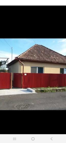 Casă cu 3 camere în Central