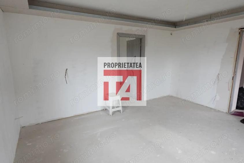 Casă cu 3 camere cu Teren 1733 Mp în Remeți
