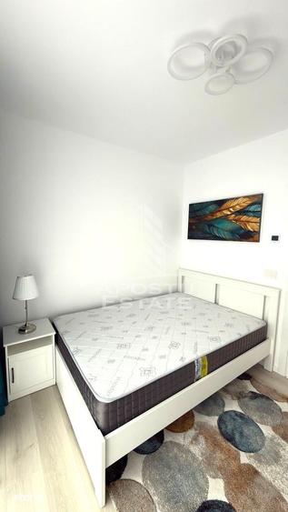Apartament cu 3 camere semidecomandat, mobilat în Lipovei