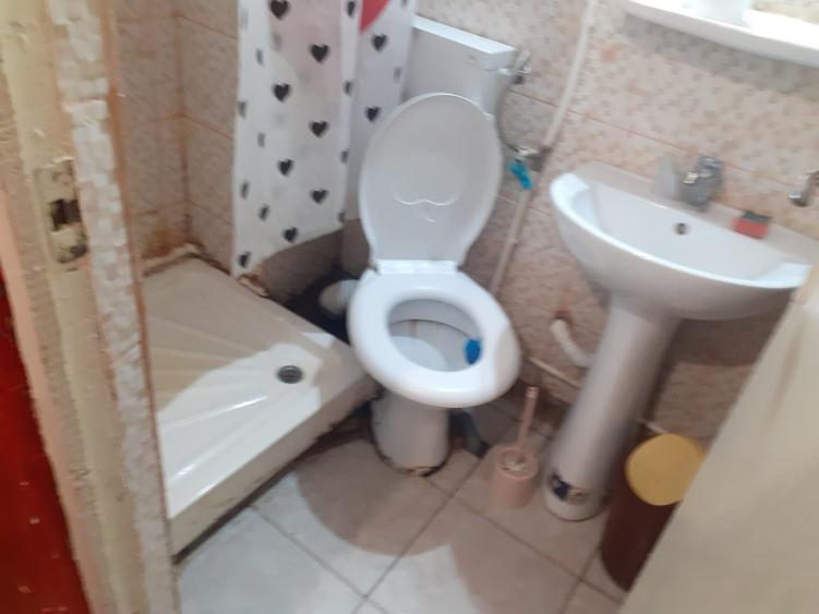 Garsonieră decomandată în Poșta