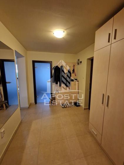 Apartament cu 3 camere decomandat, mobilat în Tipografilor