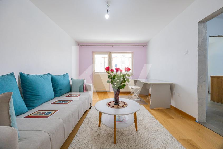 Apartament cu 2 camere decomandat în Tractorul