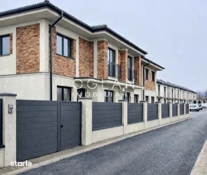 Casă cu 4 camere cu Teren 250 Mp în Șelimbăr