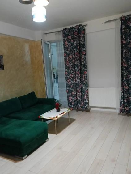Inchiriez apartament cu doua camere militari residence spre 056 pe termen lun - 3