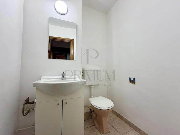 Apartament cu 3 camere decomandat, mobilat în Lipovei