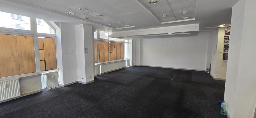 Spațiu comercial, de 108 mp, în Central