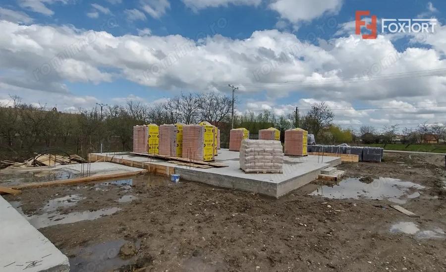 Casă cu 3 camere cu Canalizare în Beregsău Mare