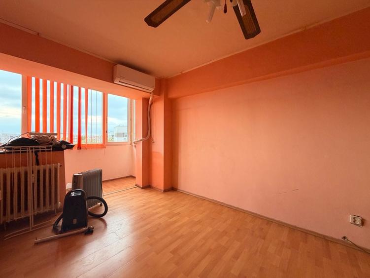 Apartament cu 2 camere semidecomandat în Crângași