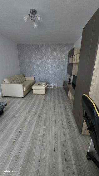 Inchiriez apartament 2 camere renovat