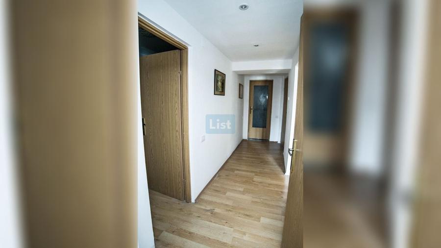 Casă cu 10 camere cu Teren 216 Mp în Turda