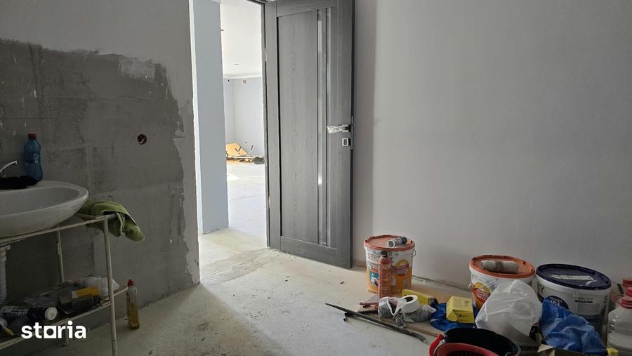 Casă cu 5 camere cu Teren 518 Mp în Central