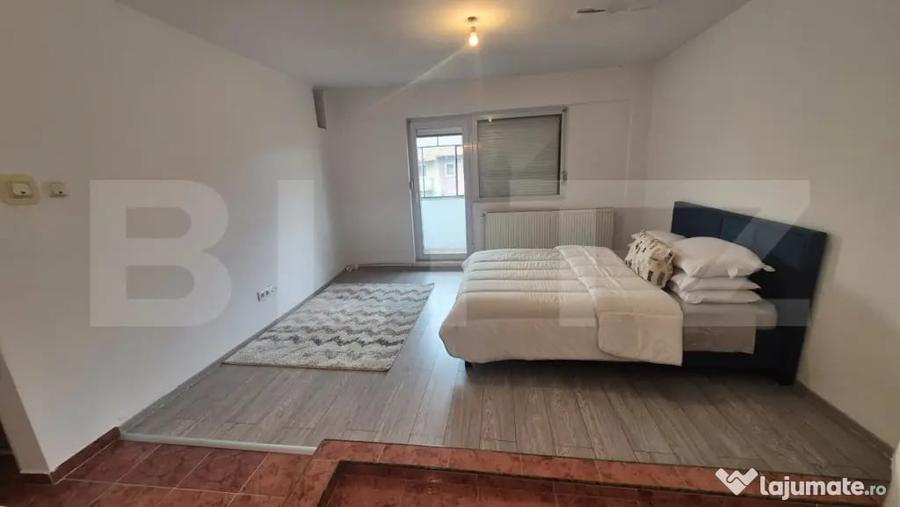 Apartament cu 3 camere de vanzare, 75.77 mp, in Carpati 2 - 12