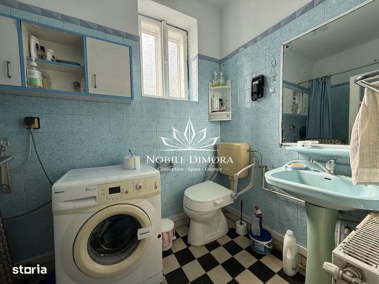 Casă cu 4 camere în Central